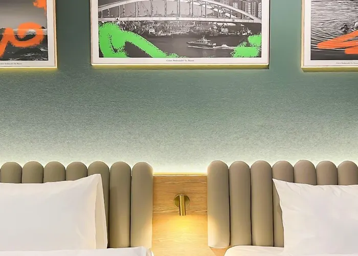Cotice The Bridge ホテル 3*